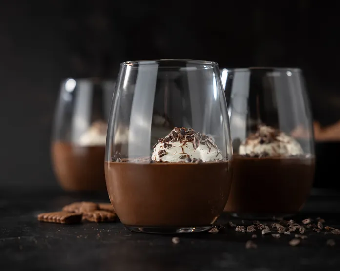 Schokoladenpudding / Pudding aus Schokokeksen