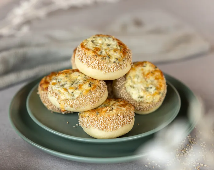Simit Brötchen mit Flammkuchen Füllung