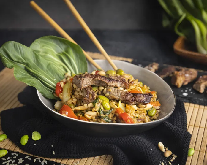 Reispfanne mit Rindfleisch und Gemüse / Asia Style