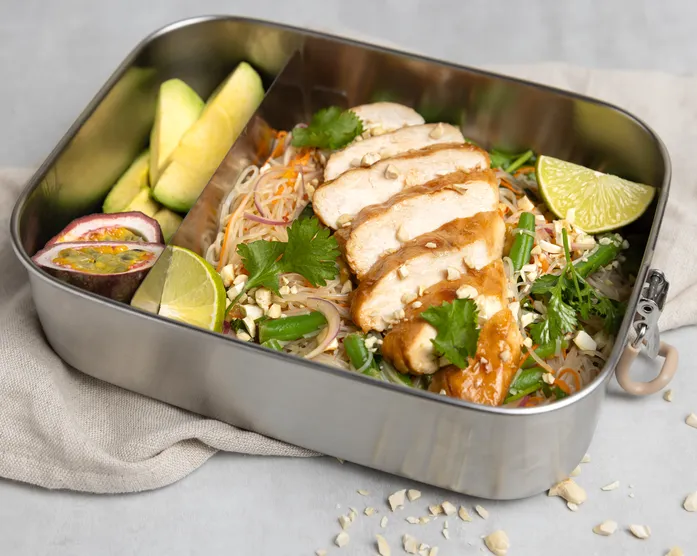 Glasnudelsalat mit glasiertem Hähnchen / Lunchbox Rezept