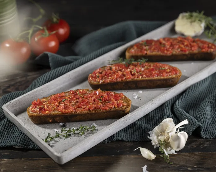 Geröstetes Tomatenbrot