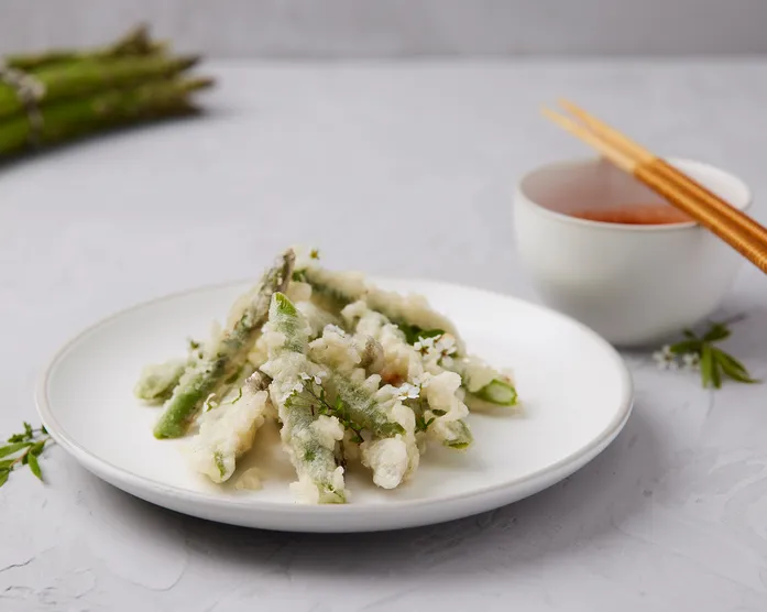 Spargel Tempura mit Gochujang Dip