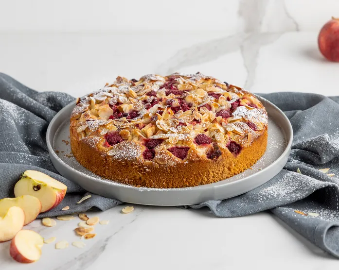 Mandel Apfelkuchen mit Himbeeren