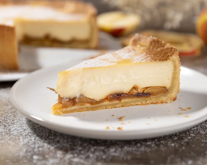 Französischer Apfelkuchen / Gateau aux pommes à la crème patissière