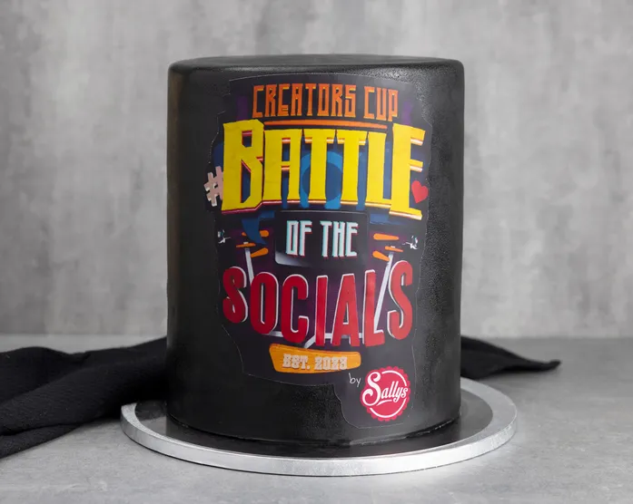 Battle of the Socials Torte / Mandel Waldfrucht Torte 3
