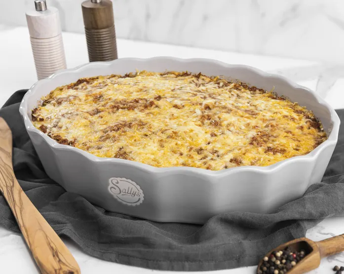 Moussaka – griechischer Auberginen-Kartoffel-Auflauf mit Hackfleisch & Bechamel-Soße