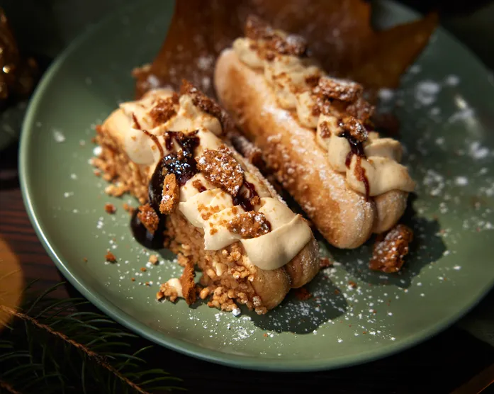 Löffelbiskuit Törtchen / mit Lotuscreme / Lucas Dessert