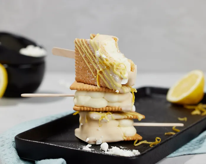 Zitrone Tonka Sandwich Eis