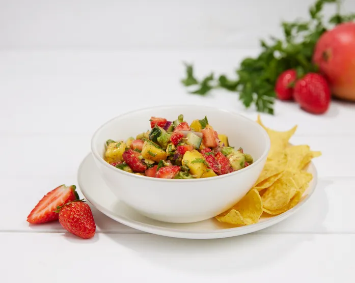Erdbeer Mango Avocado Salsa / fruchtiger Sommer-Dip