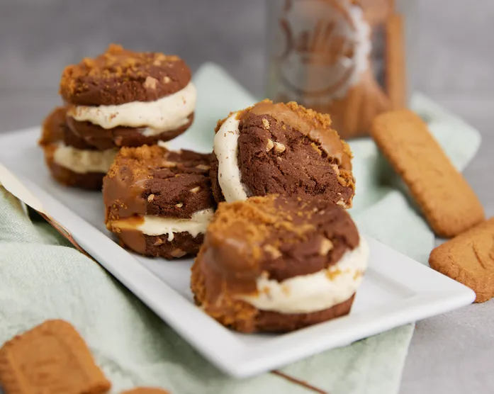 Lotus Sandwich Eis