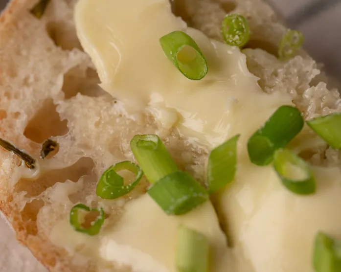 Schnittlauch Baguette zum Grillen / Grillbeilage / vegan
