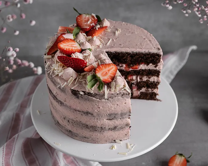 Erdbeer-Torte zum Muttertag / Semi Naked Cake