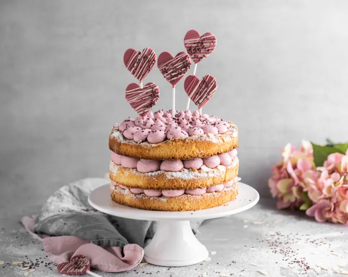 Valentinstagstorte / Herz Naked Cake