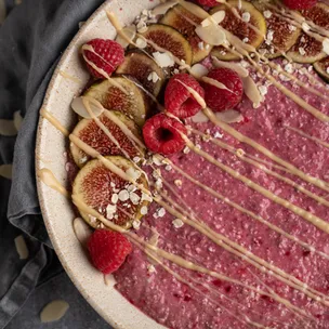 Himbeer Smoothie Bowl mit Feigen / Frühstück ohne Kochen