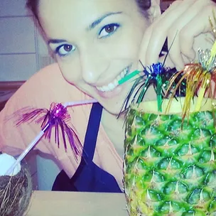 Party-Cocktails: fruchtiger und cremiger Ananas-Kokos-Cocktail