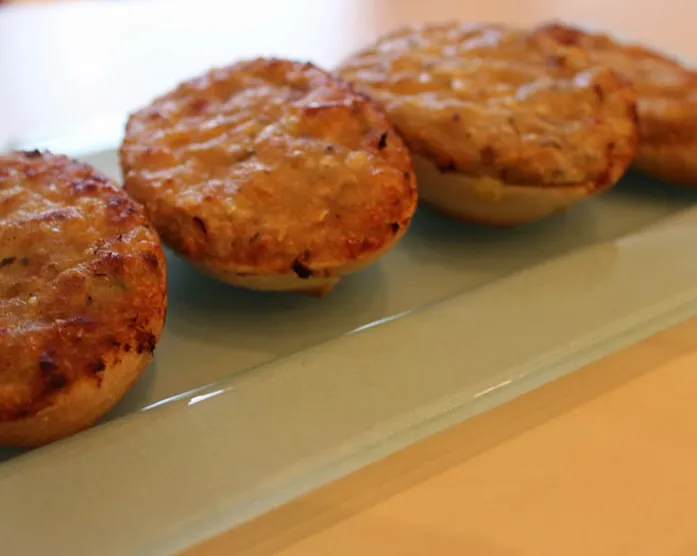 Thunfischbrötchen und Pizzabrötchen / Party Snacks