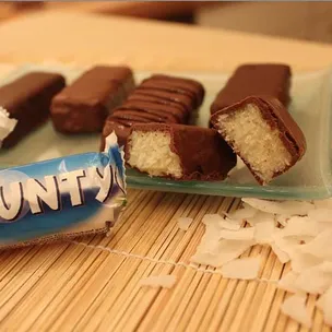 Bounty / nachgemacht: Original trifft Sally
