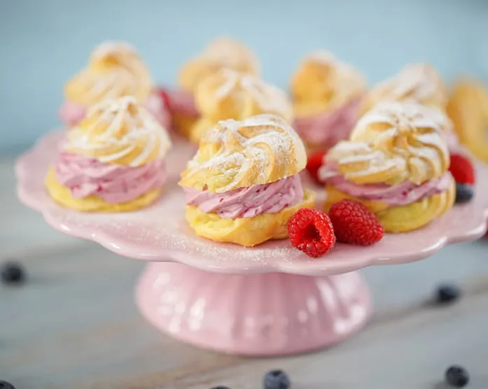 Windbeutel mit Fruchtfüllung / Brandteig Basic Rezept