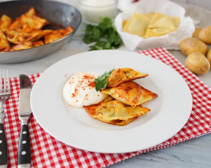 Würzige Maultaschen mit Kartoffelfüllung / vegetarisch