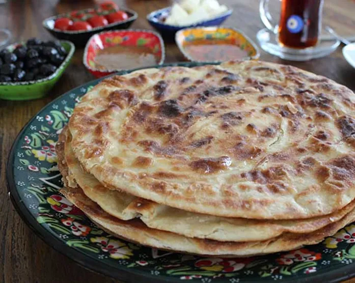 Katmer Ekmek / türkisches Brot aus der Pfanne