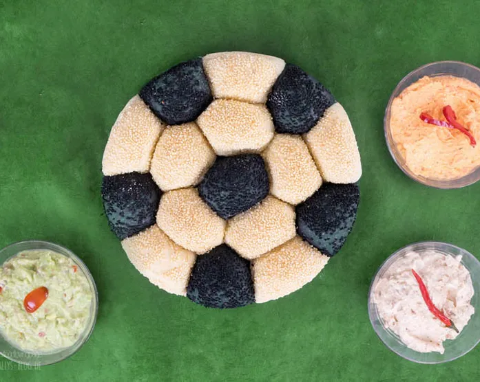 Fußball-Brot / EM-Brot / Brötchensonne