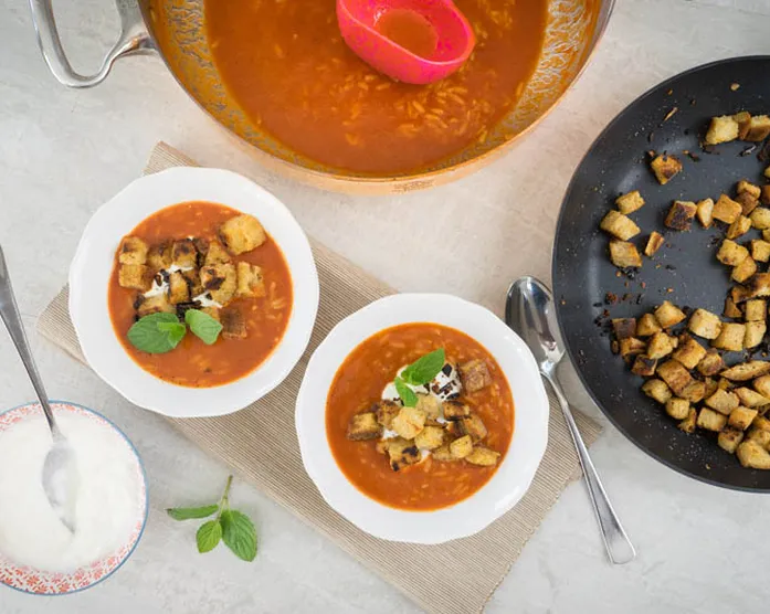 Tomatensuppe mit selbst gemachten Croutons