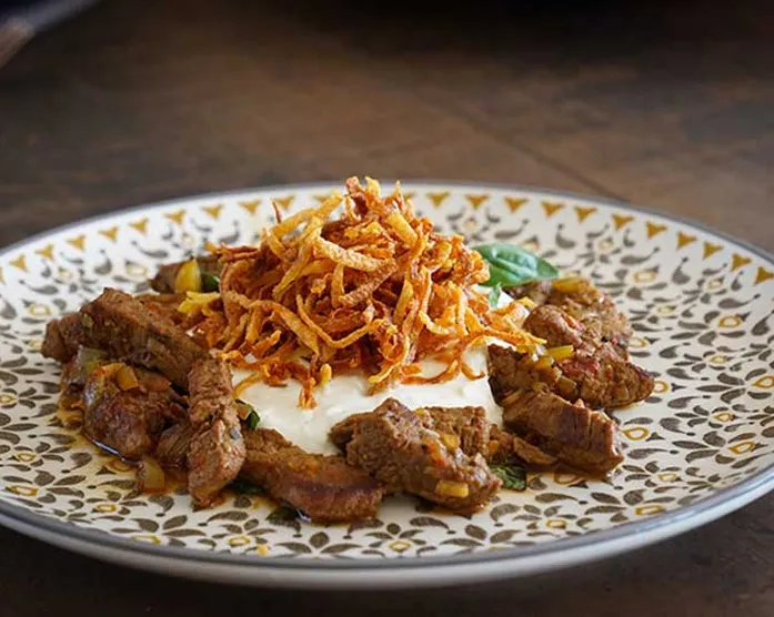 Kebab mit frittierten Kartoffelchips