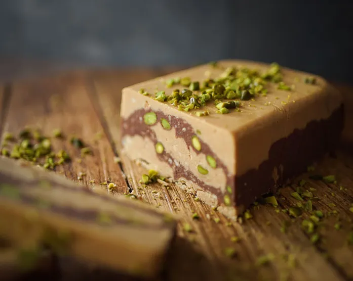 Tahinli  Helva  /  Halva  mit  Sesampaste