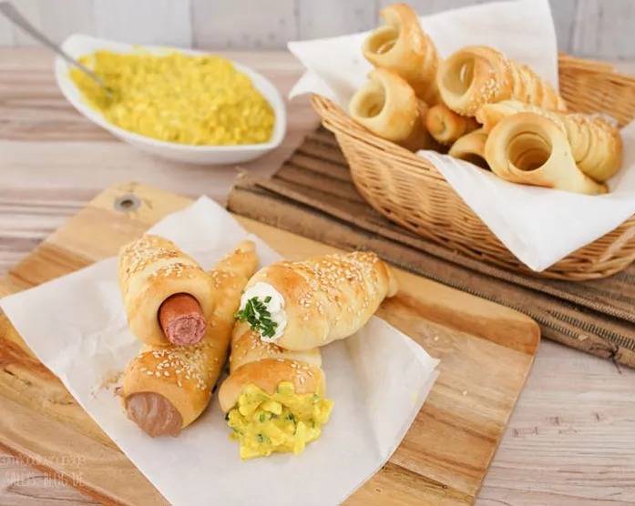 Brothörnchen / Bread Cones
