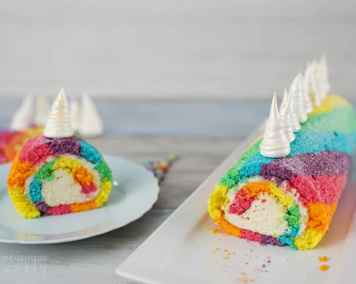Einhorn Biskuitrolle / Regenbogenrolle / Rainbow Unicorn Swiss Roll