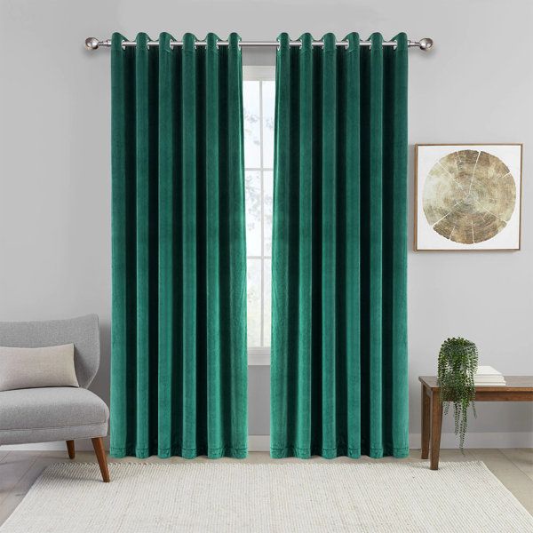Green Curtain