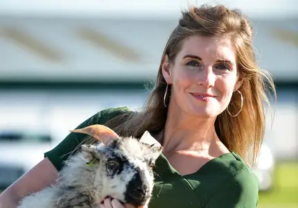 Photo of Amanda Owen