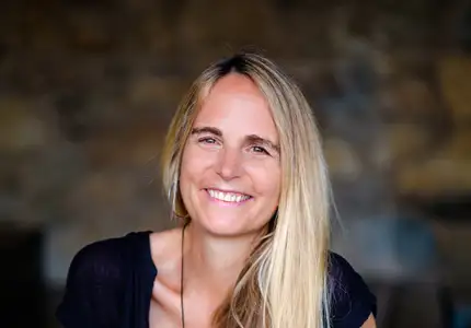 Photo of Jean Oelwang