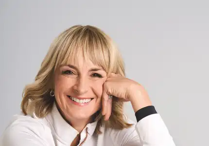 Photo of Louise Minchin