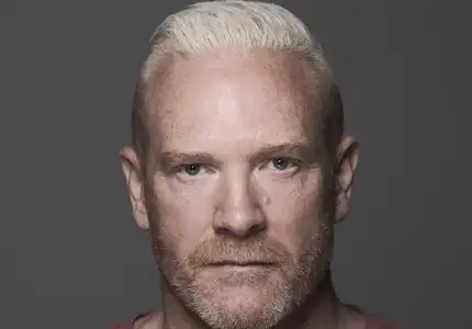 Photo of Iwan  Thomas