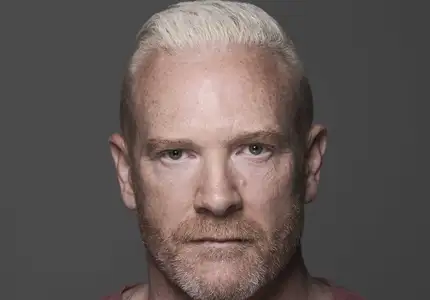 Photo of Iwan  Thomas