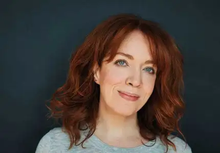 Photo of Erin Kelly