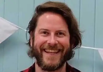 Photo of Steven Lenton