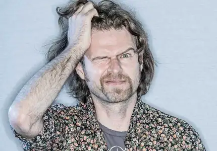 Photo of Ross Collins