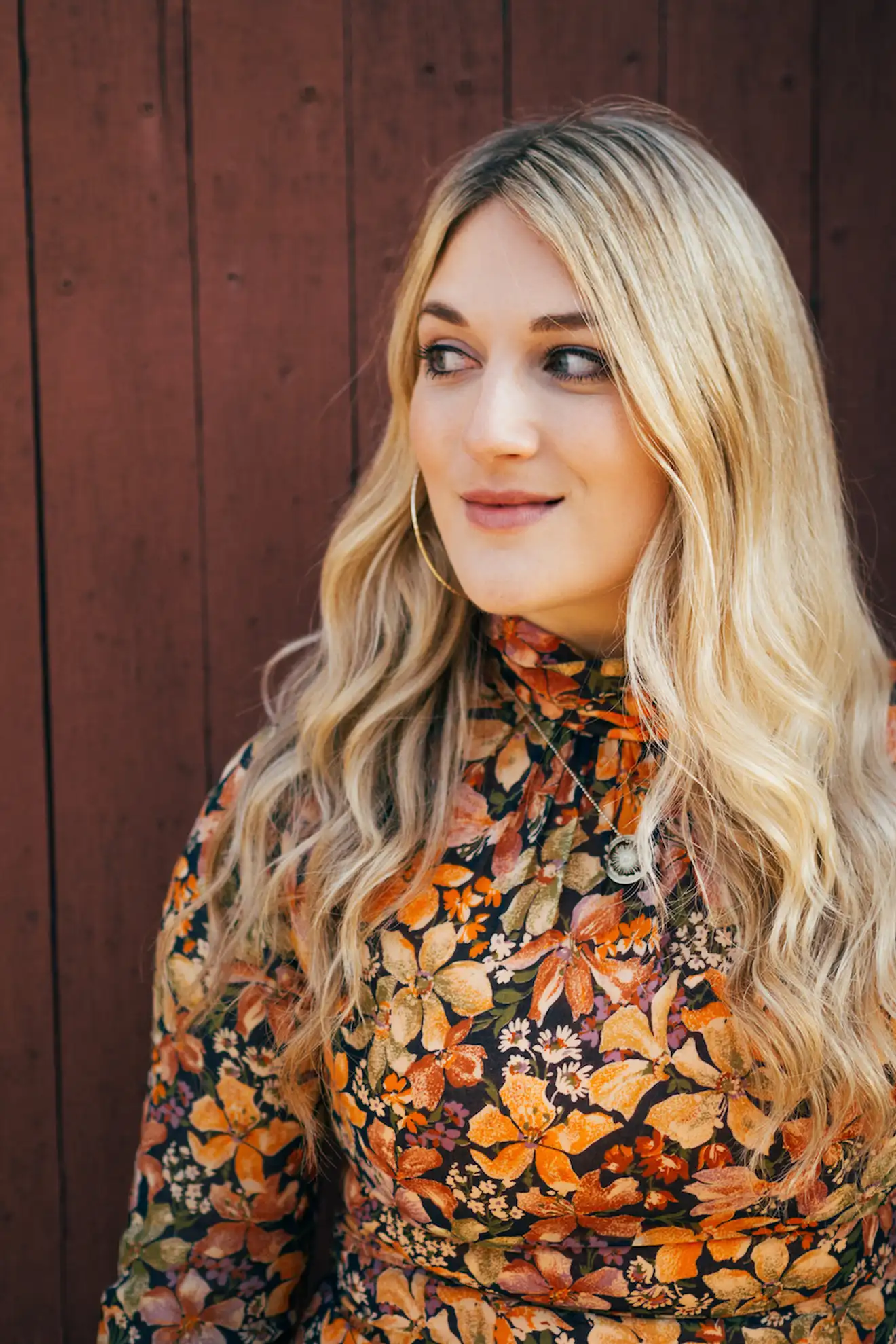 Photo of Lauren Bravo