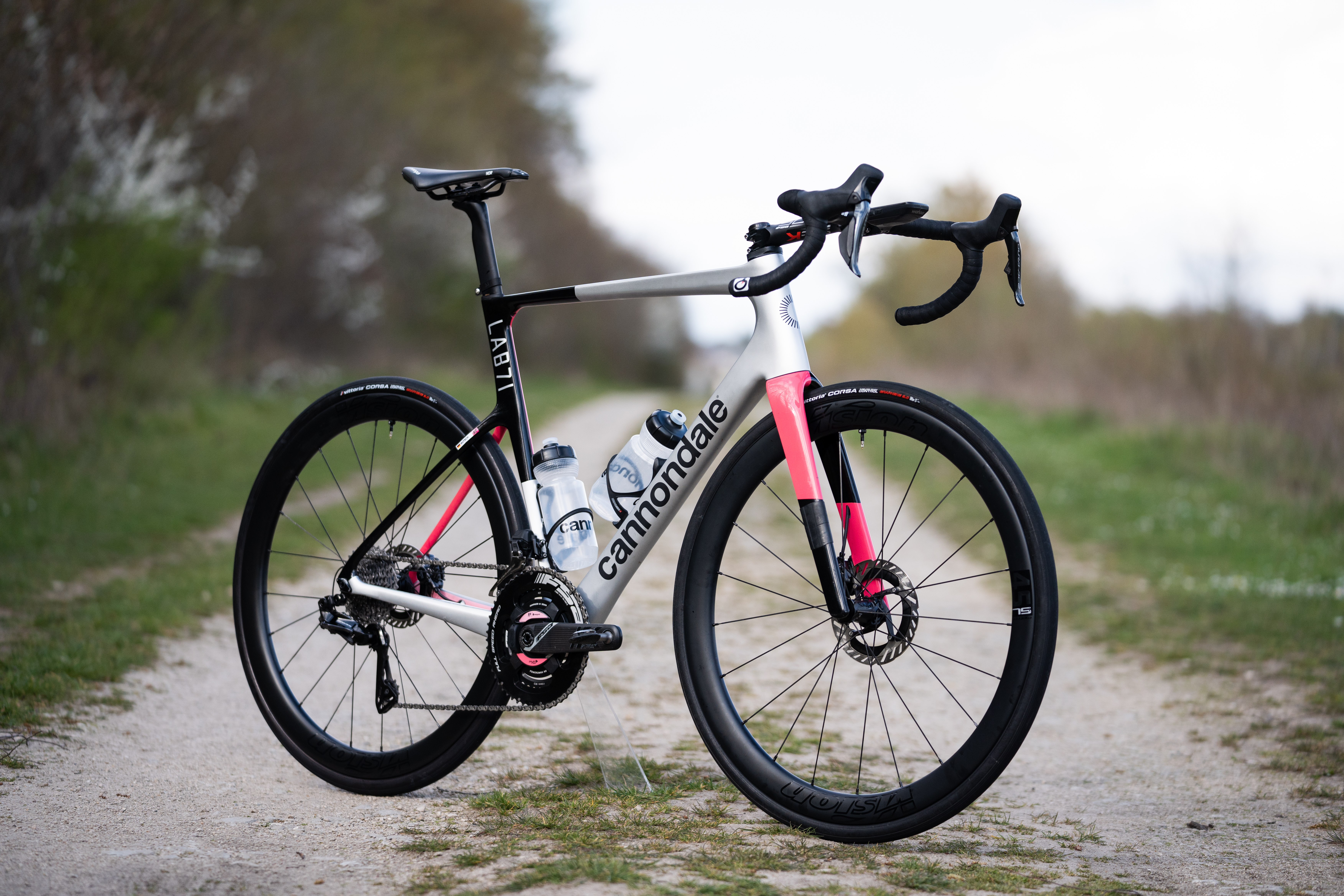 Bike Check: Jonas Rutsch´s LAB71 SuperSix EVO for Roubaix | EF Pro