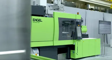 На видео подробно показана наша машина для литья резины под давлением