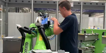 Graphic shows apprentice mechatronics automation technician