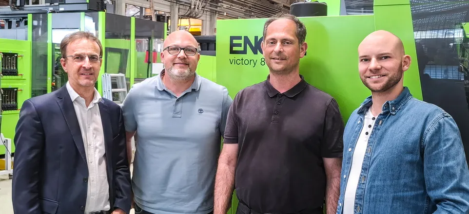 Image shows Hannes Fritz (Head of Product Management for Machine Control at ENGEL), Andreas Neulinger (Production Manager at Miraplast), Markus Marek (Production at Miraplast), Matthias Hüttler (Development Engineer at ENGEL)
