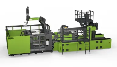 L’image montre une presse à injecter duo 900 d’ENGEL équipée du two-stage-process permettant l’économie circulaire