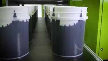 Video zeigt Produktion eines 5-Gallonen-Eimers