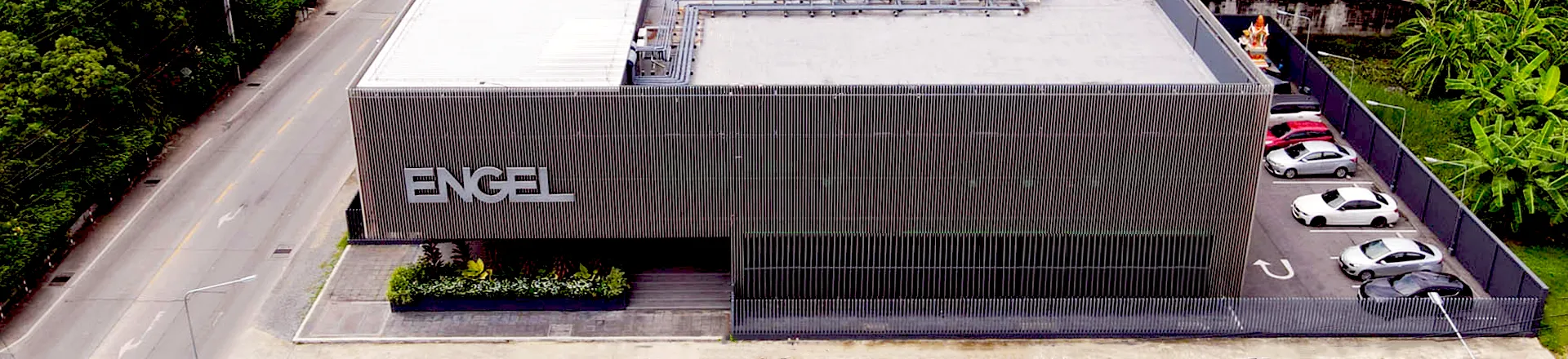 รูปออฟฟิศและโชว์รูมบริษัทเองเกิ้ล ที่ซอยพัฒนาการ 53