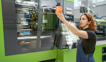 Image shows digital solutions from ENGEL for the sampling of injection moulds