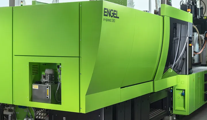 Picture shows hybrid high-performance injection moulding machine e-speed from ENGEL