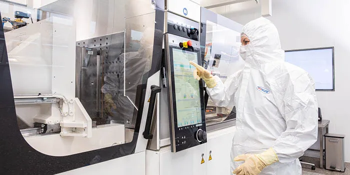 Picture shows mould area of an ENGEL injection moulding machine in clean room design